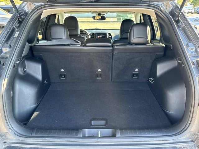 2021 Jeep Cherokee Altitude