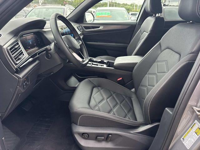 2025 Volkswagen Atlas Cross Sport SE w/Tech - Photo 29