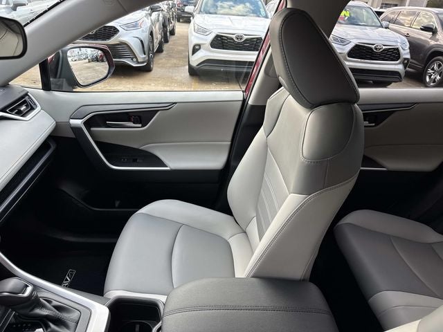 2025 Toyota RAV4 Hybrid XLE Premium