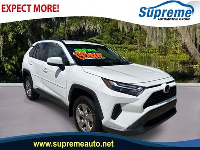 2022 Toyota RAV4 XLE