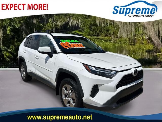 2022 Toyota RAV4 XLE