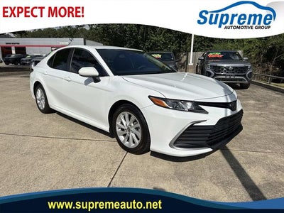 2022 Toyota Camry LE