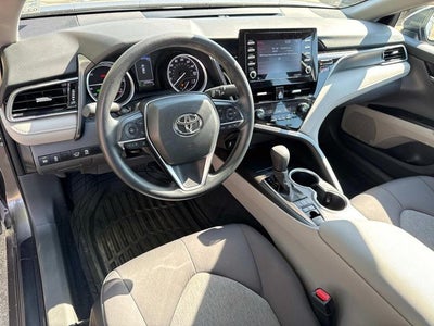 2024 Toyota Camry Hybrid LE