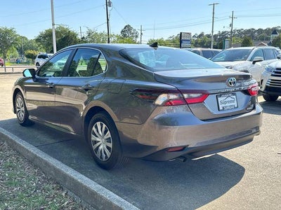 2024 Toyota Camry Hybrid LE