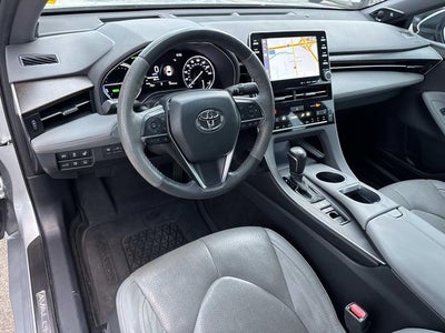 2022 Toyota Avalon Hybrid Limited