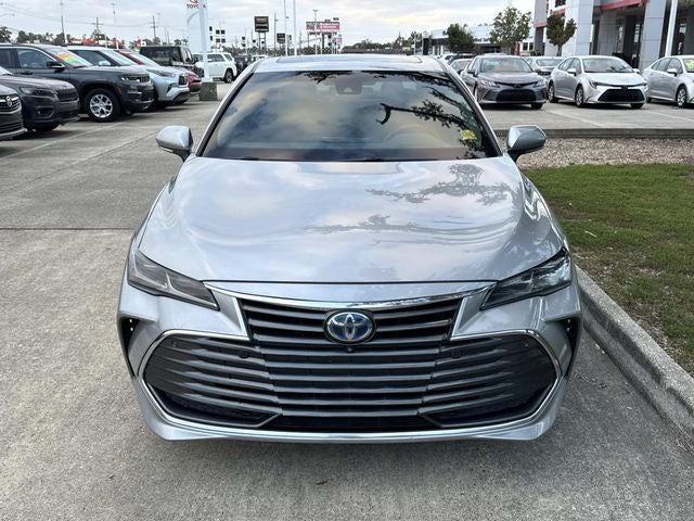 2022 Toyota Avalon Hybrid Limited