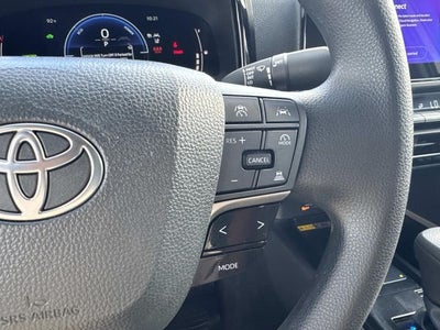 2025 Toyota Camry LE
