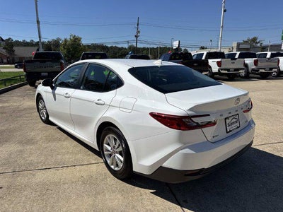 2025 Toyota Camry LE