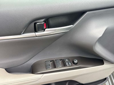 2024 Toyota Camry Hybrid XLE