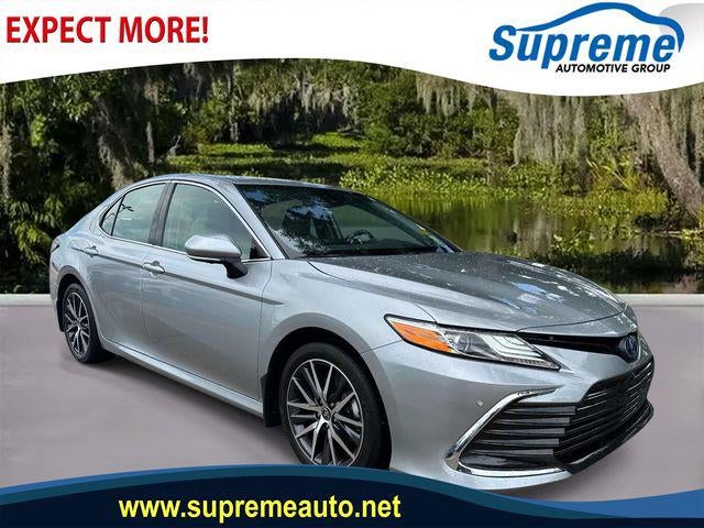 2024 Toyota Camry Hybrid XLE