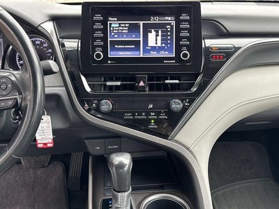 2022 Toyota Camry SE