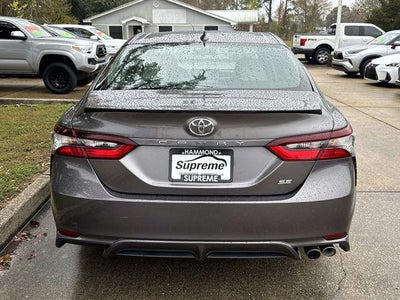 2022 Toyota Camry SE