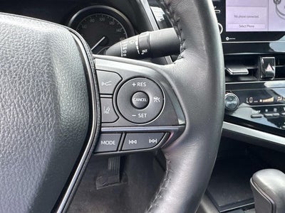 2024 Toyota Camry Hybrid SE