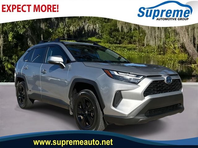 2022 Toyota RAV4 Hybrid XLE