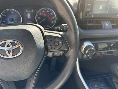 2022 Toyota RAV4 Hybrid XLE