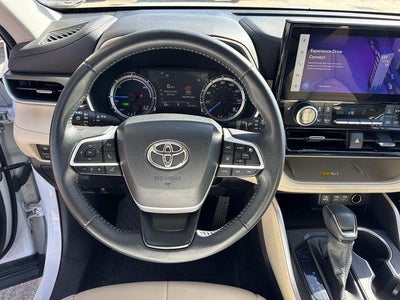 2023 Toyota Highlander Hybrid XLE