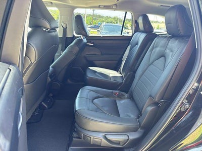 2023 Toyota Highlander XLE