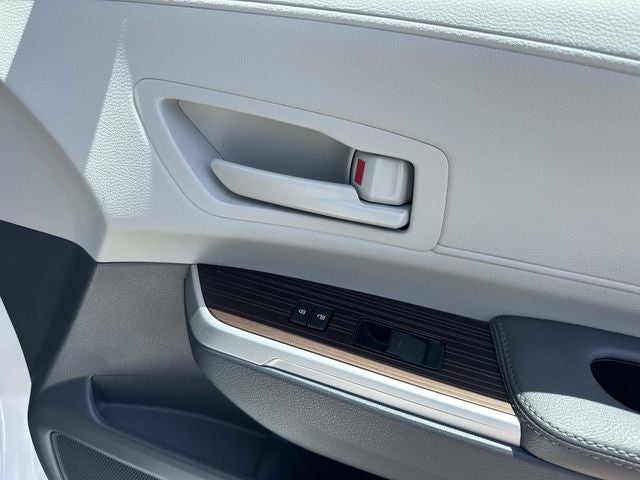 2024 Toyota Sienna LE 8 Passenger