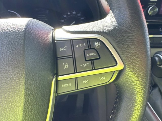 2024 Toyota Sienna XLE 8 Passenger