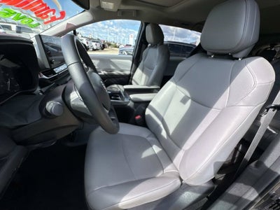 2025 Toyota Sienna XLE 8 Passenger