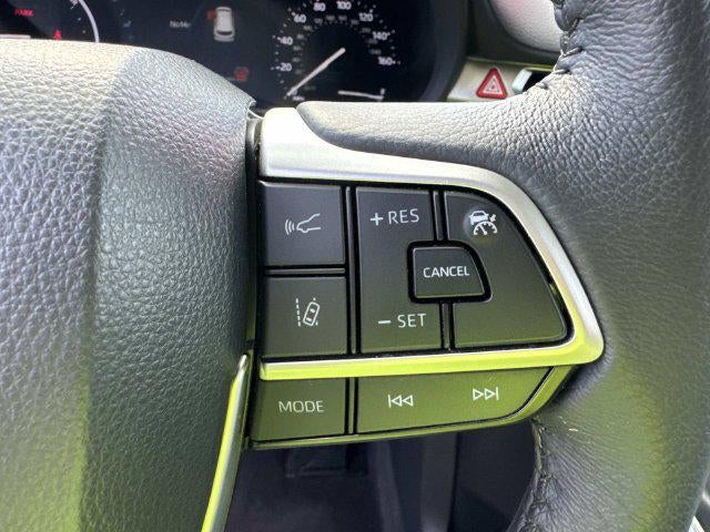 2025 Toyota Sienna XLE 8 Passenger