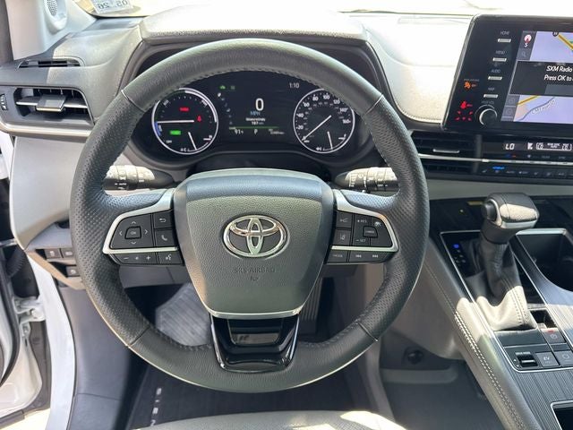 2022 Toyota Sienna Limited 7 Passenger