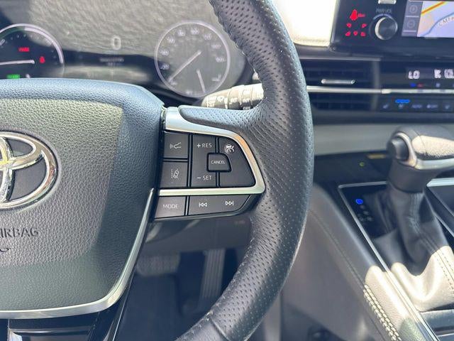 2022 Toyota Sienna Limited 7 Passenger