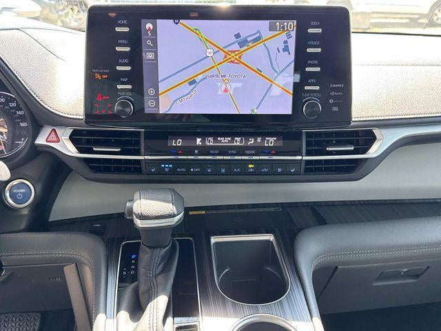 2022 Toyota Sienna Limited 7 Passenger