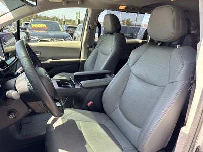 2022 Toyota Sienna Limited 7 Passenger