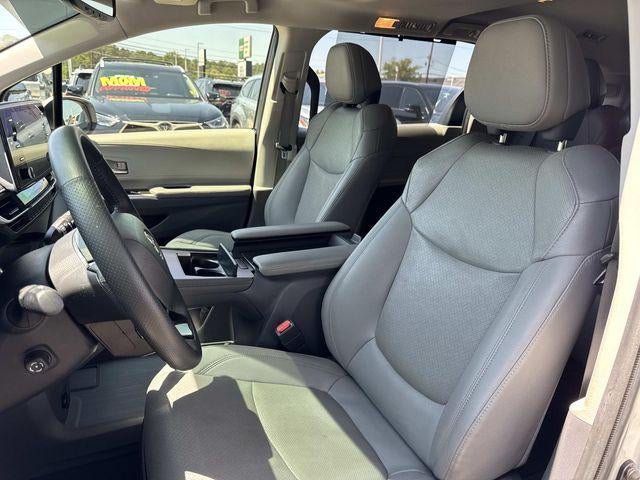 2022 Toyota Sienna Limited 7 Passenger