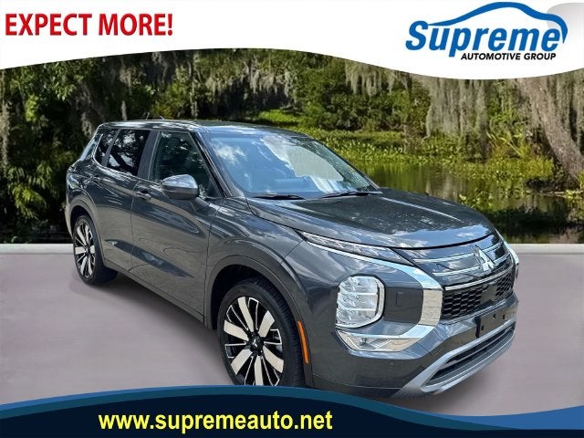 2025 Mitsubishi Outlander SE