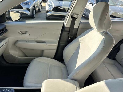 2024 Hyundai Kona SE