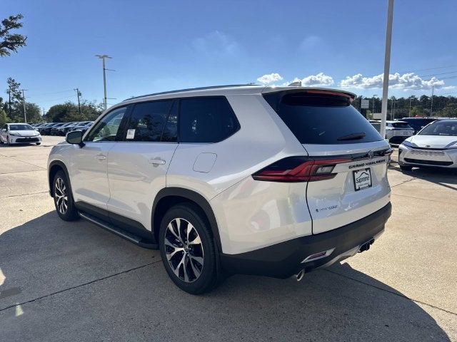 2026 Toyota Grand Highlander Hybrid Base