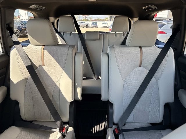 2026 Toyota Grand Highlander Hybrid Base