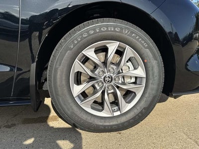 2026 Toyota Sienna XLE 8 Passenger