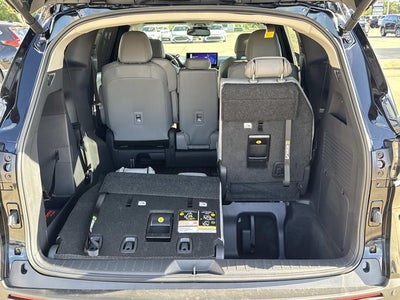 2026 Toyota Sienna XLE 8 Passenger