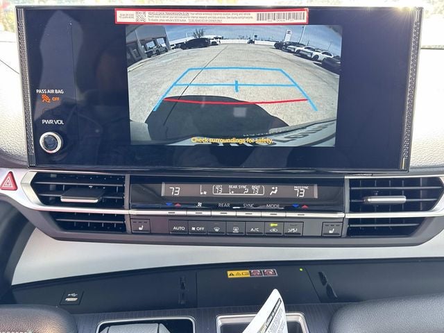 2026 Toyota Sienna XLE 8 Passenger