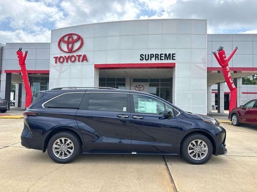 2026 Toyota Sienna XLE 8 Passenger