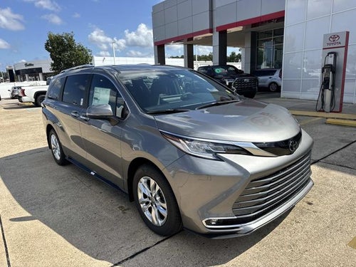 2026 Toyota Sienna Limited 7 Passenger