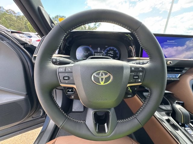 2026 Toyota Toyota Crown Signia Limited